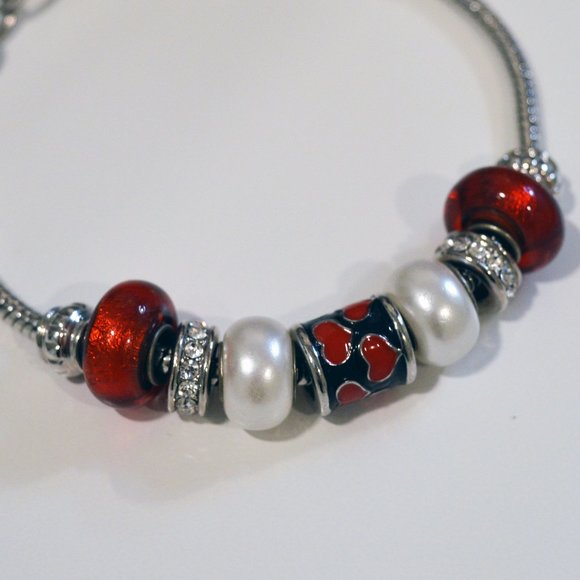 Bella Perlina Charm Bracelet - Picture 5 of 9